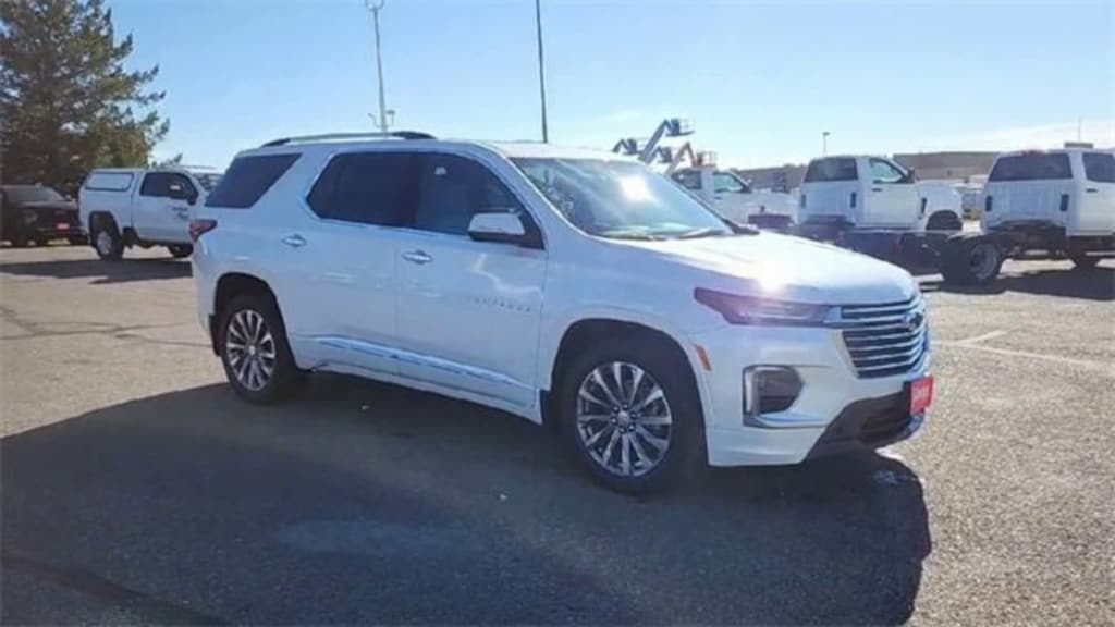 Used 2022 Chevrolet Traverse Premier SUV