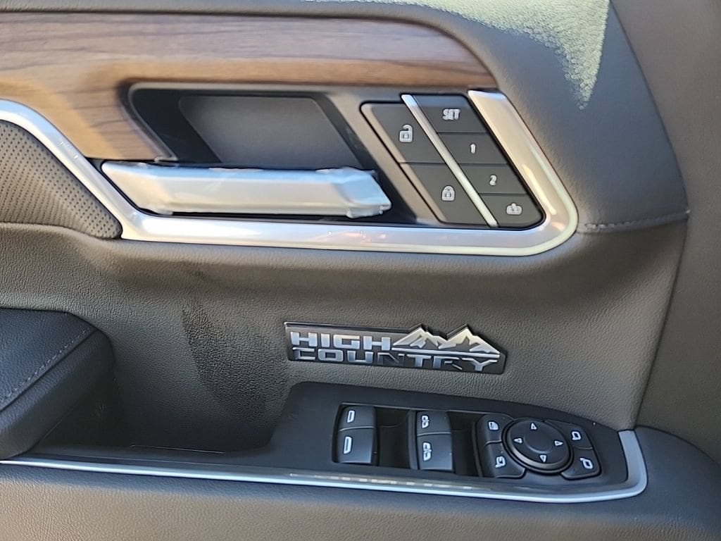 2026 Chevrolet Silverado 1500 High Country - Photo 41