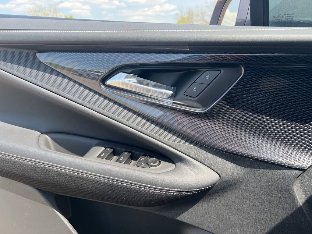 2025 Chevrolet Blazer EV LT - Photo 24