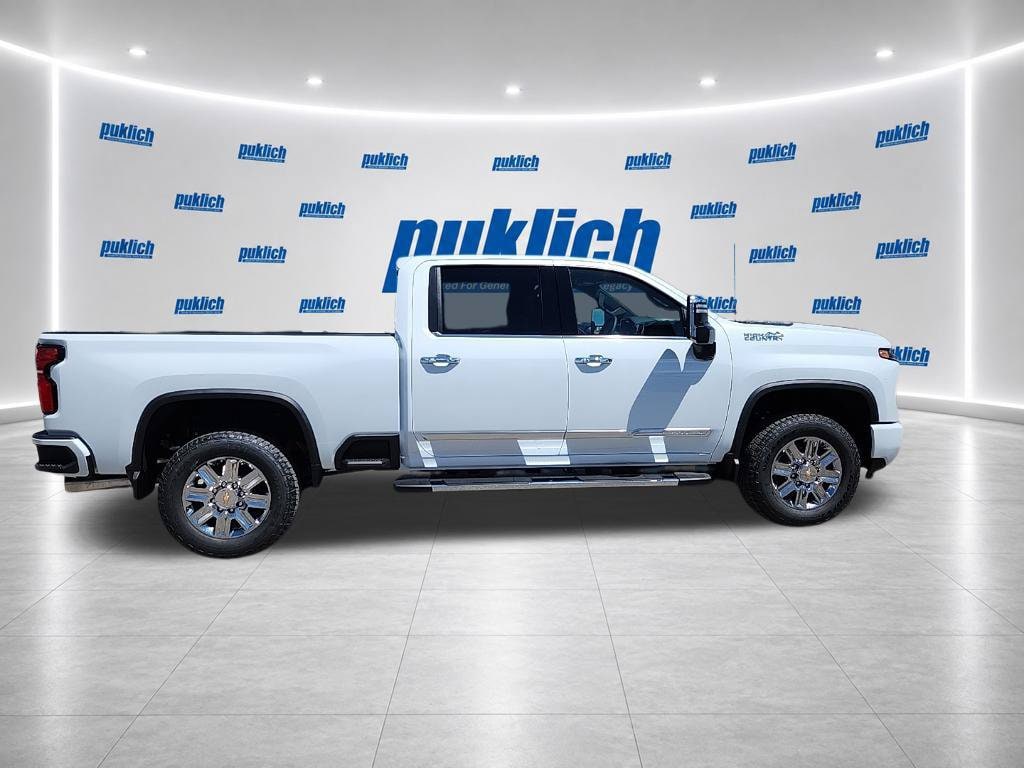 2026 Chevrolet Silverado 2500 HD High Country - Photo 8