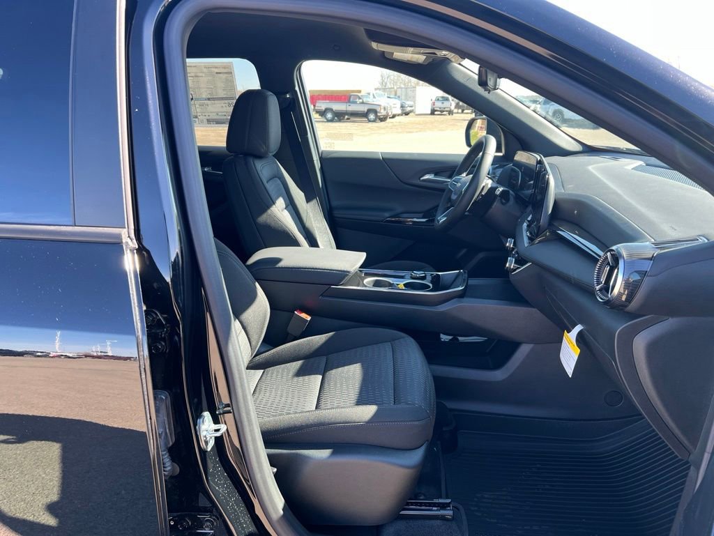 2026 Chevrolet Equinox LT - Photo 28