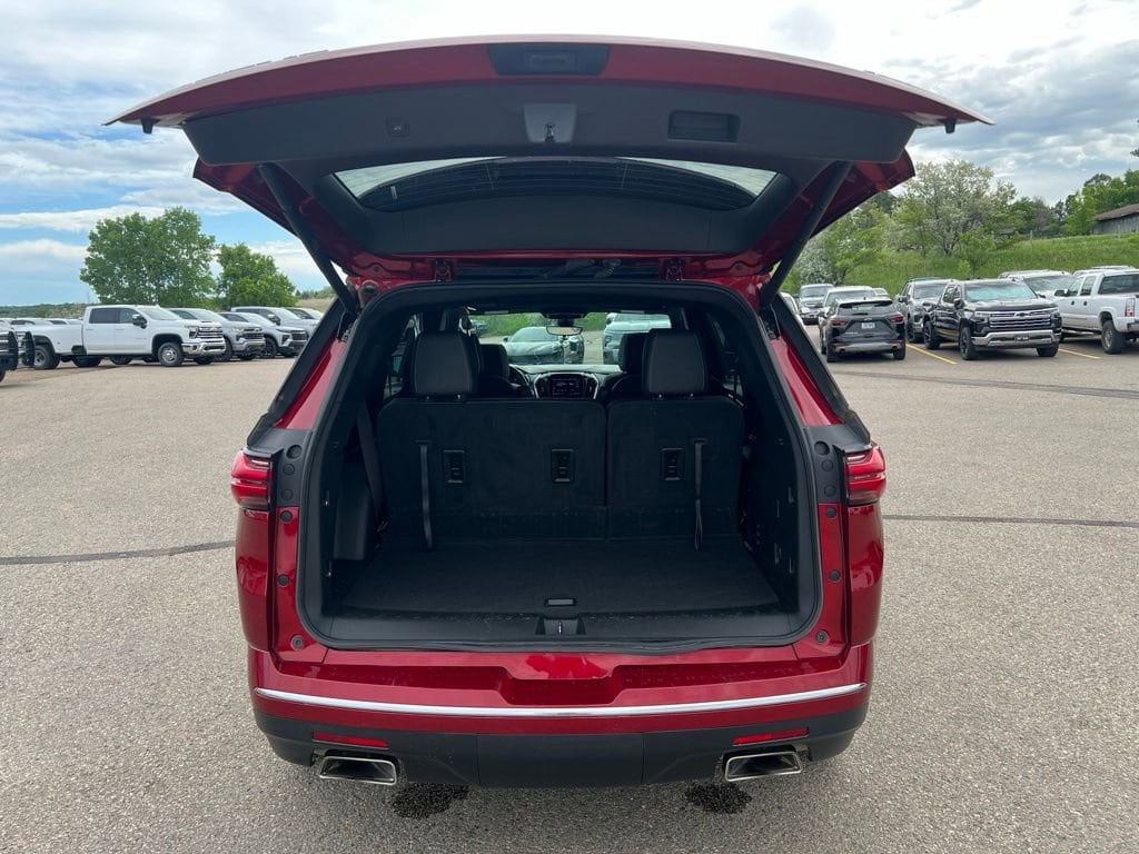 2023 Chevrolet Traverse Premier - Photo 29