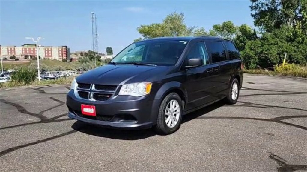 Used 2016 Dodge Grand Caravan SXT Minivan