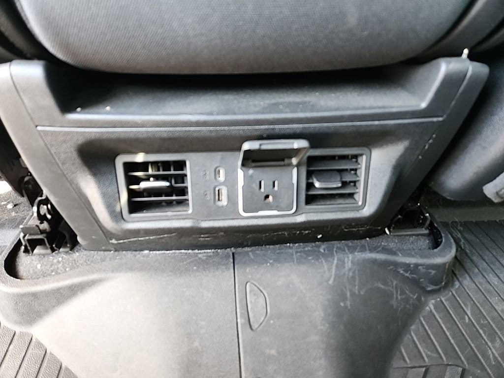 2023 Chevrolet Silverado 1500 LT - Photo 39