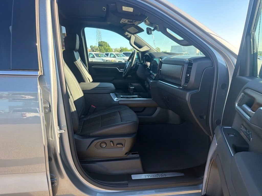 2026 Chevrolet Silverado 1500 High Country - Photo 35