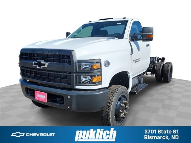 2024 Chevrolet Silverado 4500 Medium Duty Chassis Cab Work Truck's photo