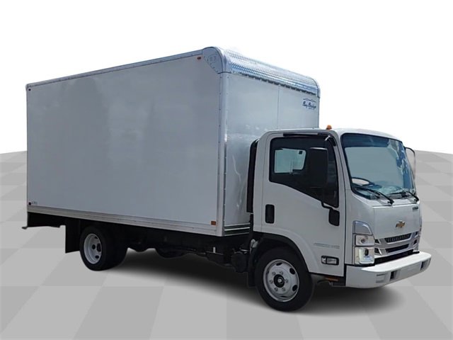 2024 Chevrolet Silverado 4500HD photo 2