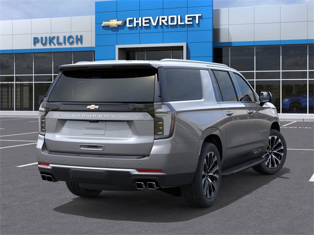 2026 Chevrolet Suburban High Country photo 4