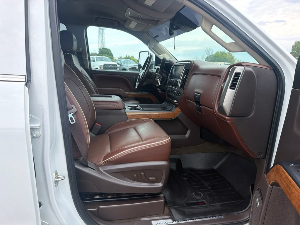 2018 Chevrolet Silverado 2500HD High Country - Photo 28