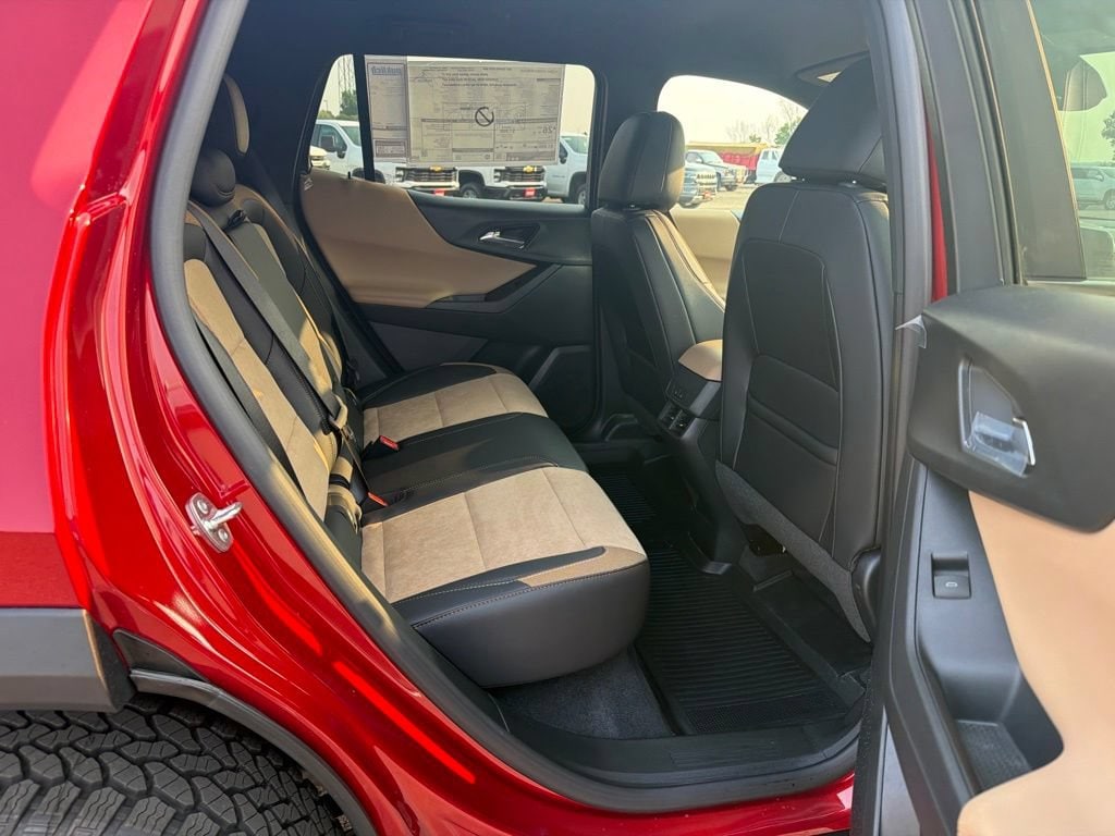 2027 Chevrolet Equinox ACTIV - Photo 38