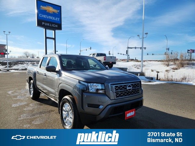 2022 Nissan Frontier SV's photo