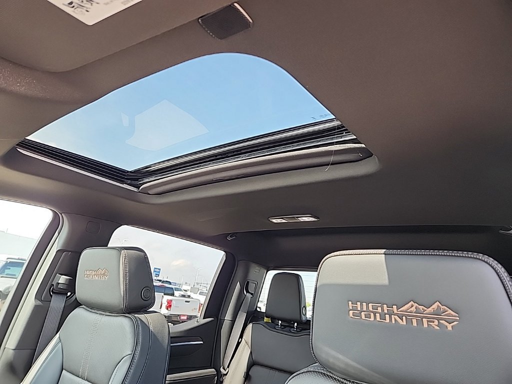 2026 Chevrolet Silverado 1500 High Country - Photo 39