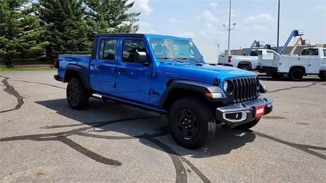 Used 2023 Jeep Gladiator Sport with VIN 1C6HJTAG5PL541221 for sale in Bismarck, ND