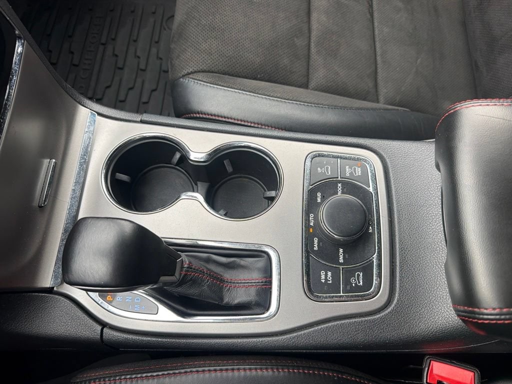2020 Jeep Grand Cherokee Trailhawk - Photo 18