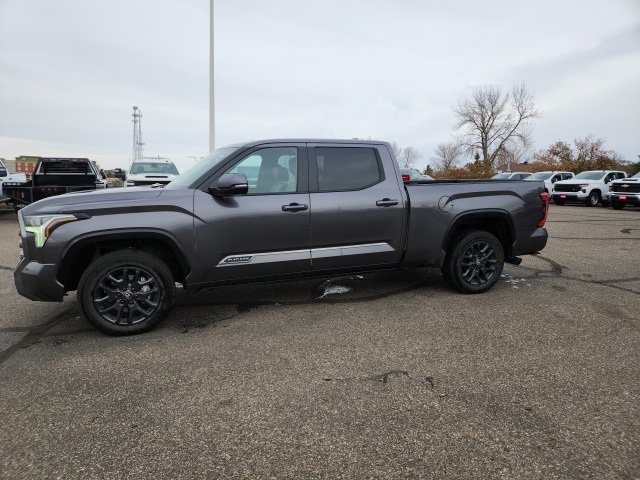 2025 Toyota Tundra Platinum photo 4