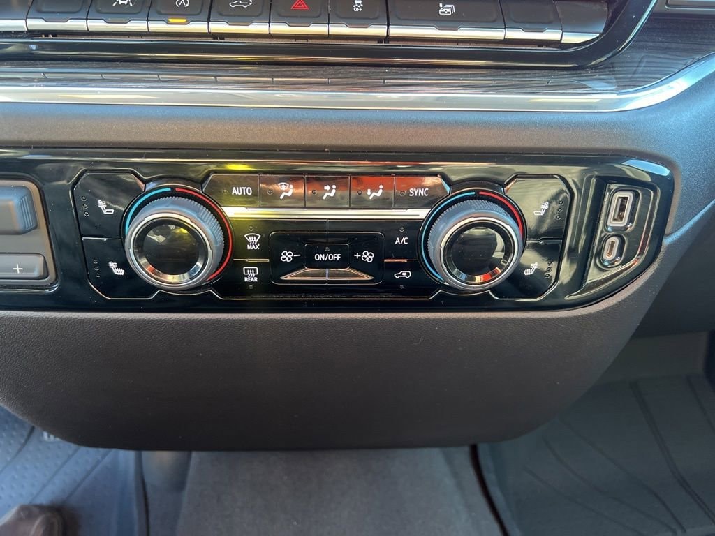 2023 Chevrolet Silverado 1500 LT - Photo 13