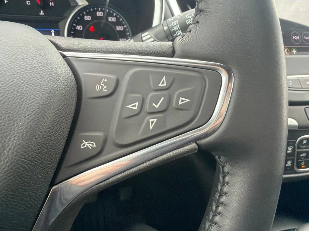 2022 Chevrolet Equinox LT - Photo 11