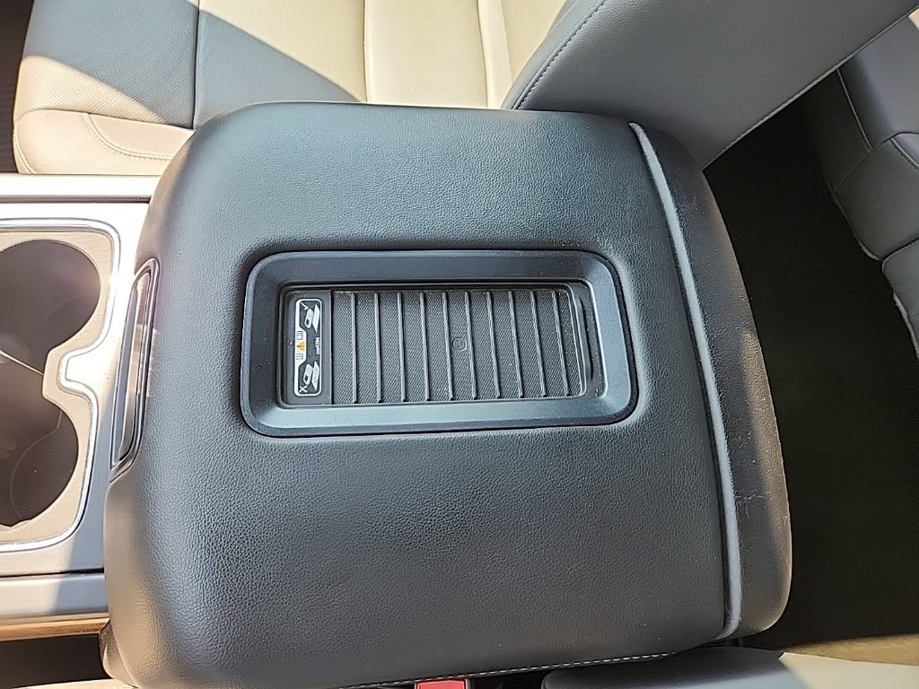 2018 Chevrolet Silverado 3500HD LTZ - Photo 24