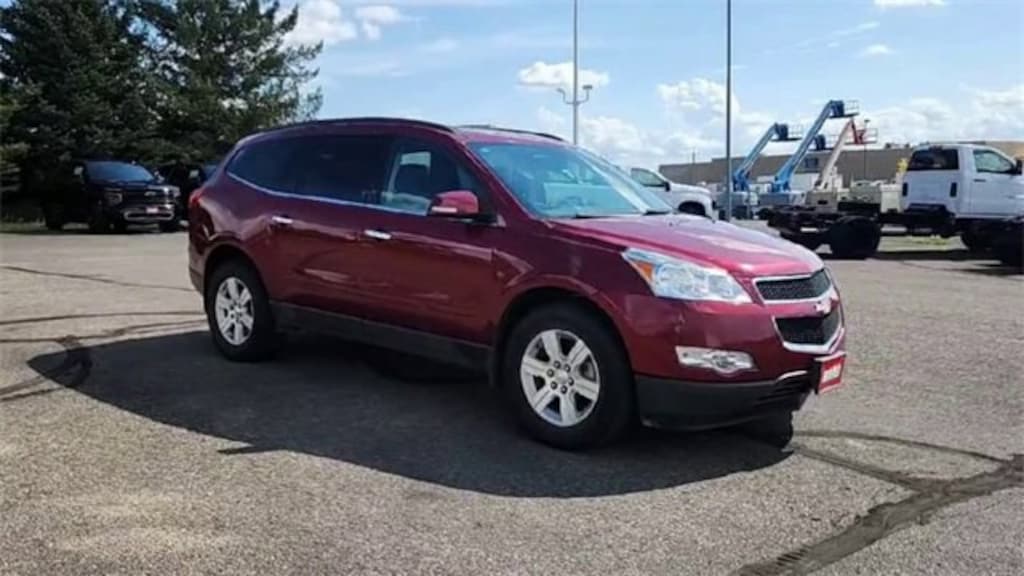 Used 2011 Chevrolet Traverse LT w/2LT SUV