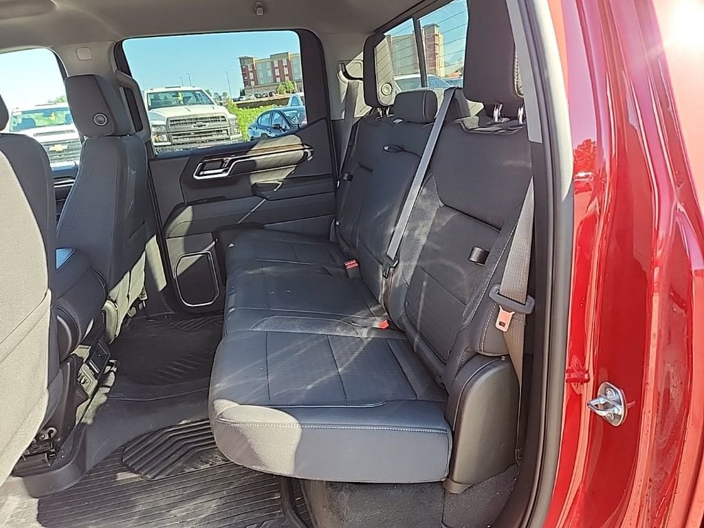 2023 Chevrolet Silverado 1500 LT - Photo 40