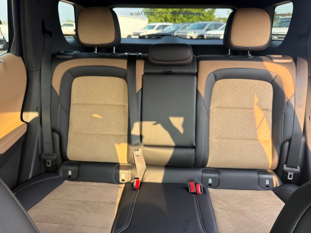 2027 Chevrolet Equinox ACTIV - Photo 32