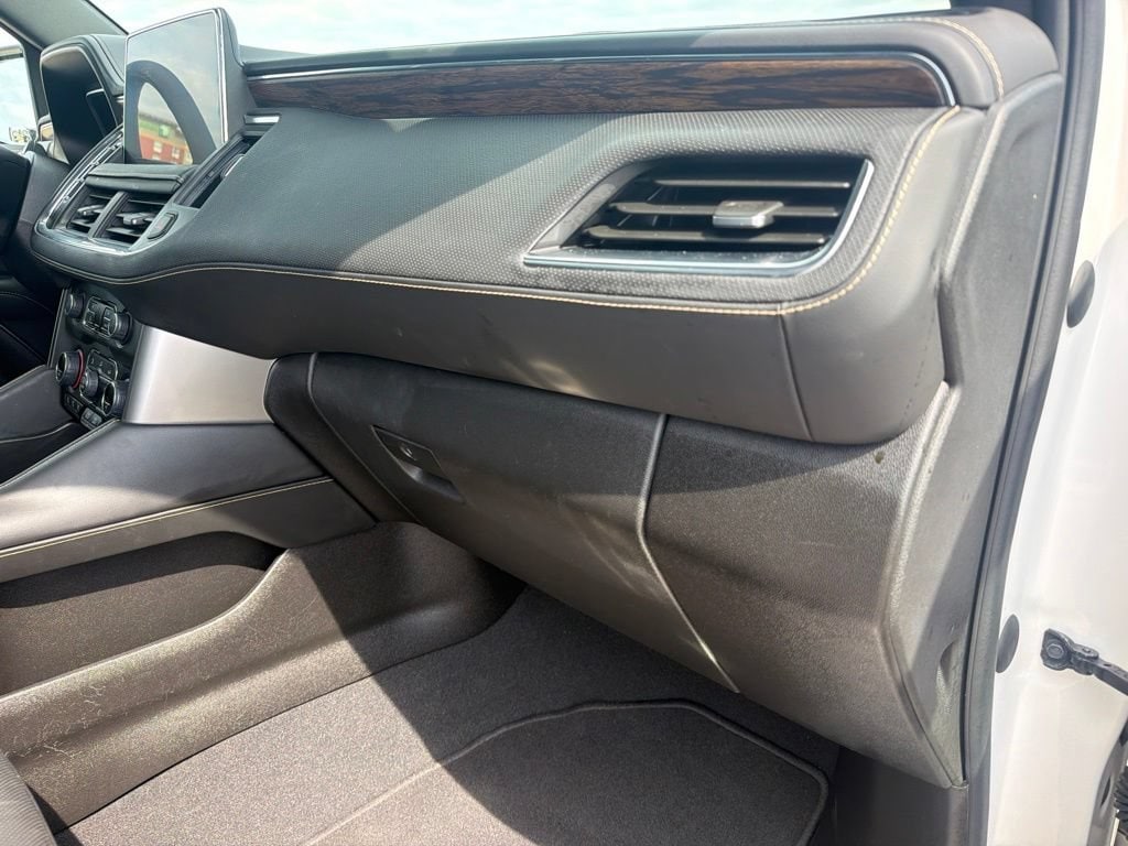 2023 Chevrolet Suburban Premier - Photo 40