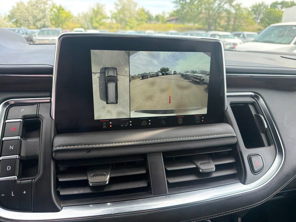 2023 Chevrolet Suburban Premier - Photo 17