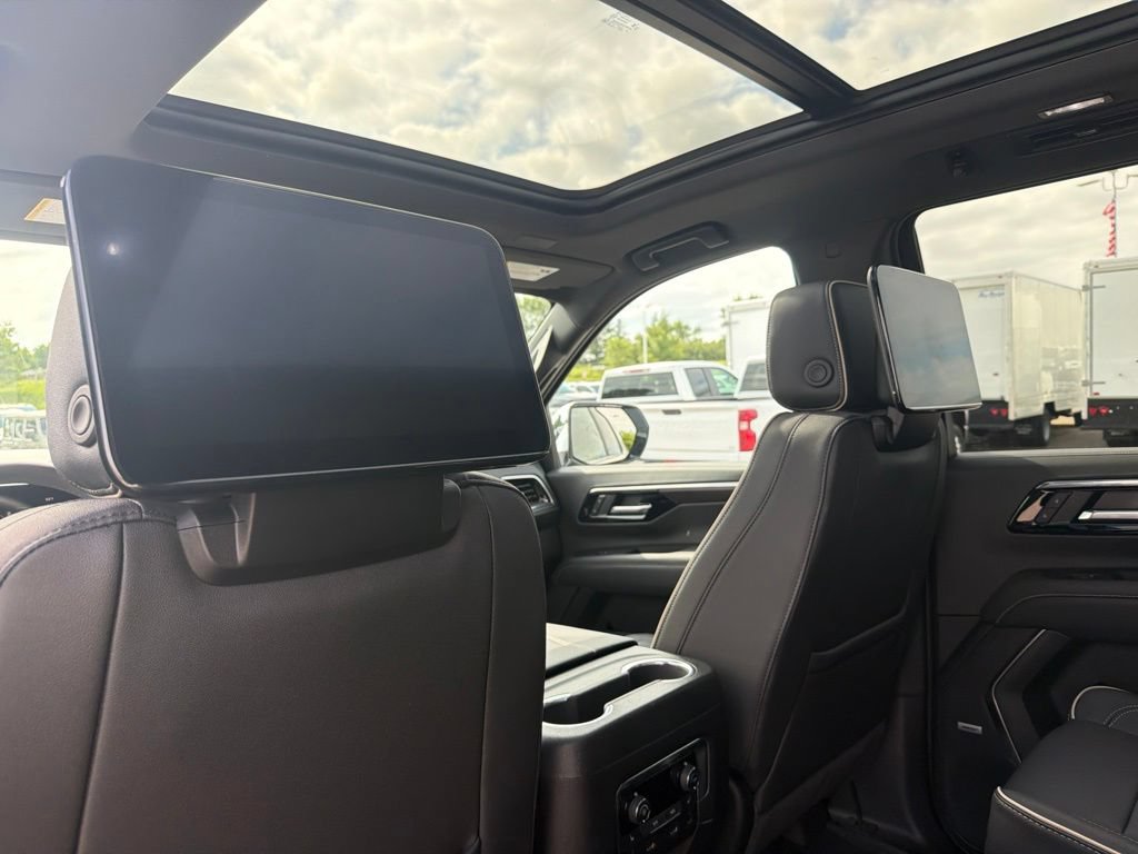 2026 Chevrolet Tahoe Premier - Photo 31