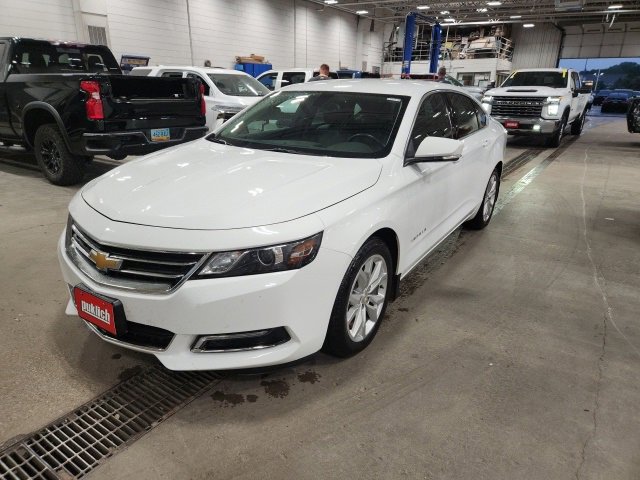 2019 Chevrolet Impala 1LT photo 3