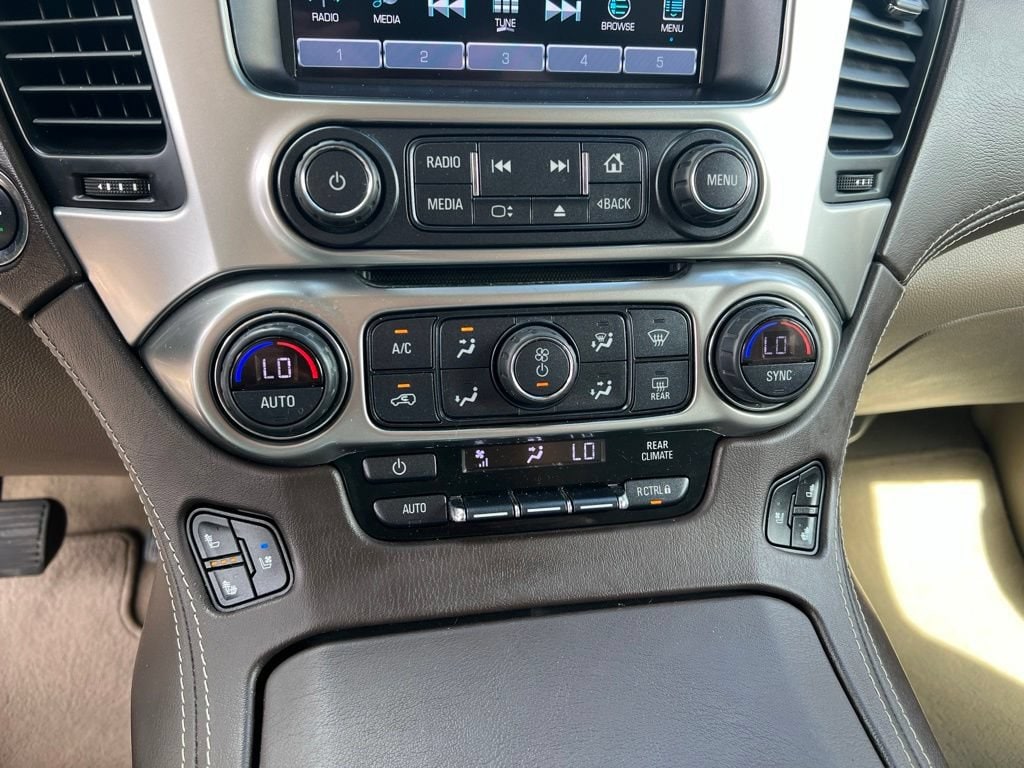 2020 Chevrolet Suburban Premier - Photo 14