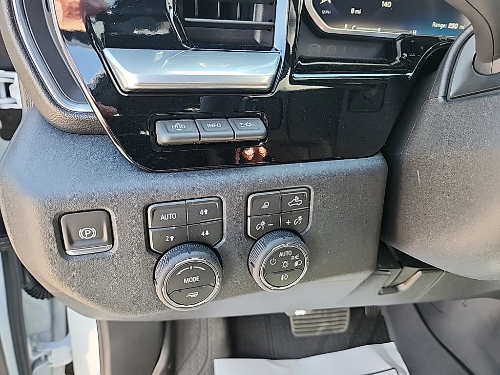 2026 Chevrolet Silverado 2500 HD High Country - Photo 16