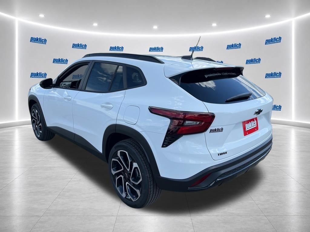 2026 Chevrolet Trax RS - Photo 9