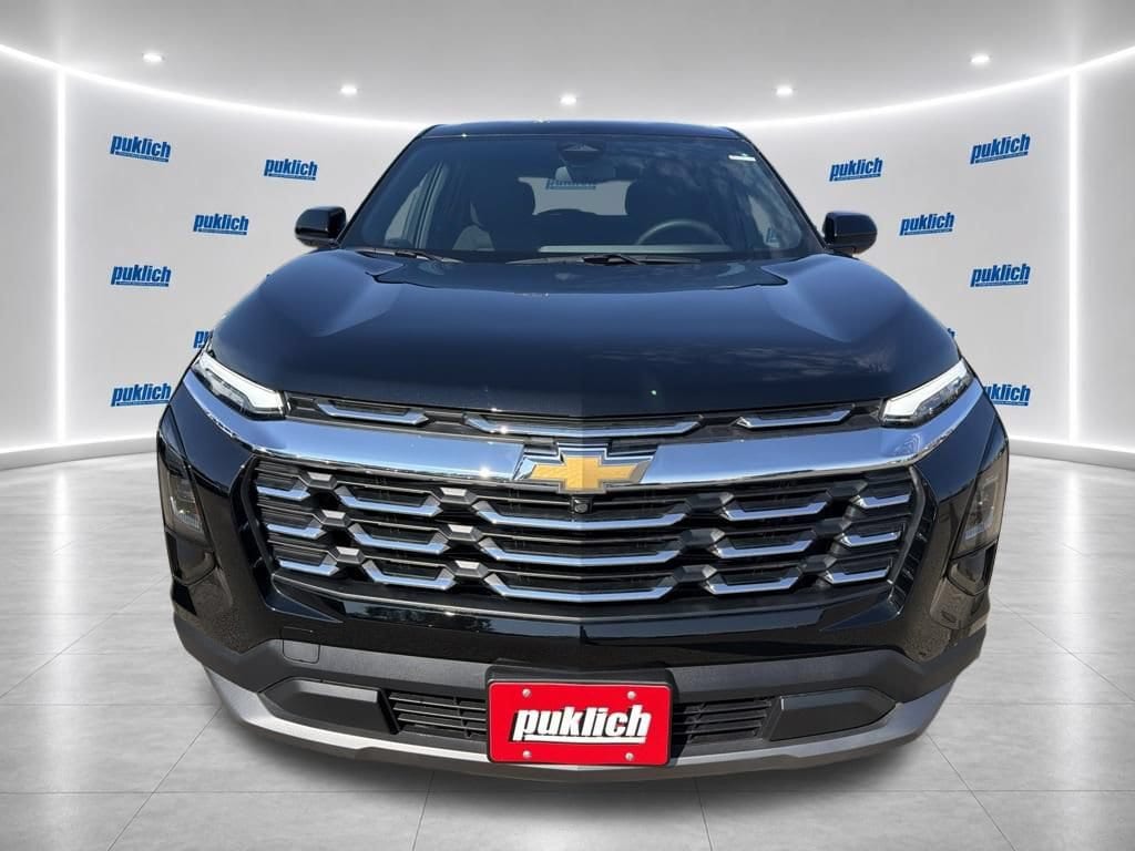 2027 Chevrolet Equinox LT - Photo 11