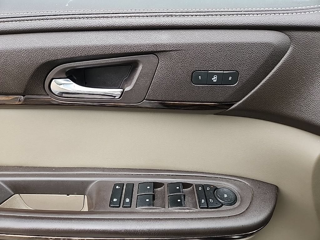 2014 GMC Acadia Denali - Photo 17
