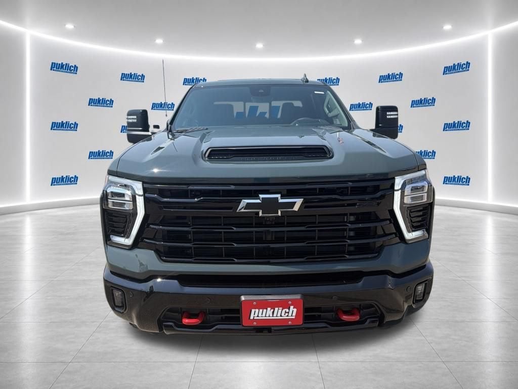 2026 Chevrolet Silverado 3500 HD LTZ - Photo 11