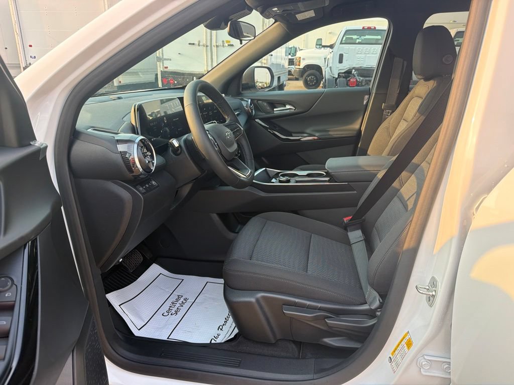 2027 Chevrolet Equinox LT - Photo 27