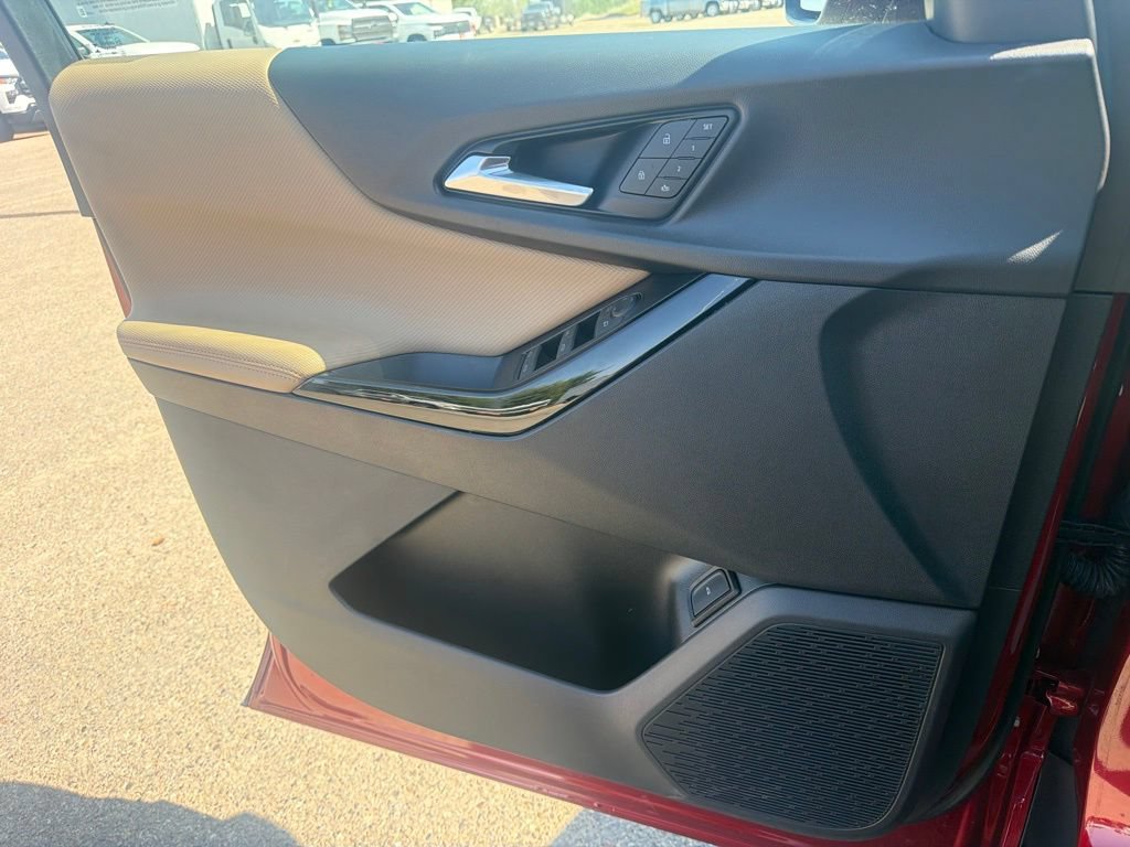 2027 Chevrolet Equinox ACTIV - Photo 31