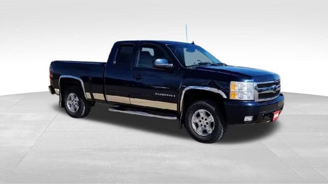 Used 2008 Chevrolet Silverado 1500 LTZ with VIN 2GCEK190681279205 for sale in Bismarck, ND
