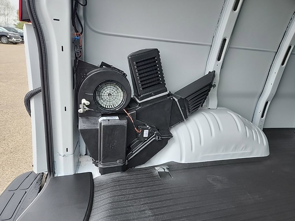 2026 Chevrolet Express Cargo Work Van - Photo 29