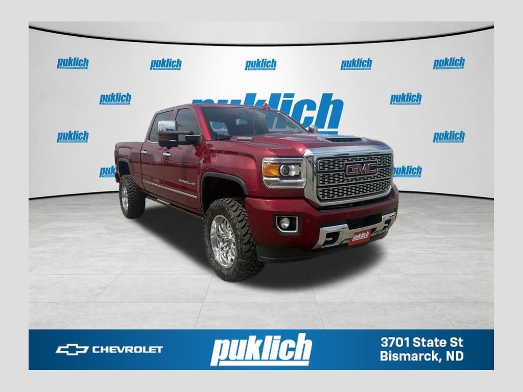2019 GMC Sierra 4WD Crew Cab Standard Box Denali's photo