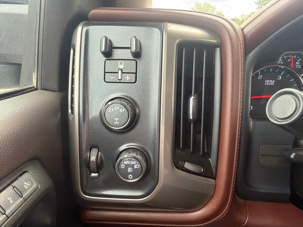 2018 Chevrolet Silverado 2500HD High Country - Photo 12