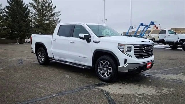 Used 2023 GMC Sierra 1500 SLT with VIN 1GTUUDED4PZ130331 for sale in Bismarck, ND