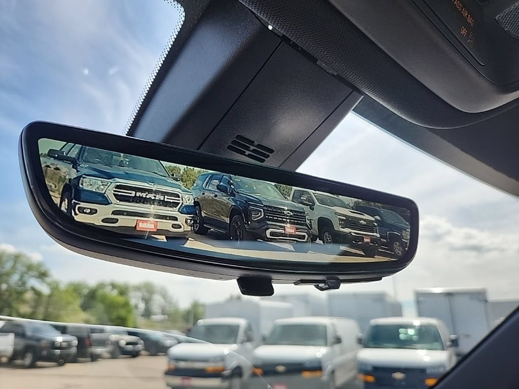 2023 Chevrolet Traverse Premier - Photo 19