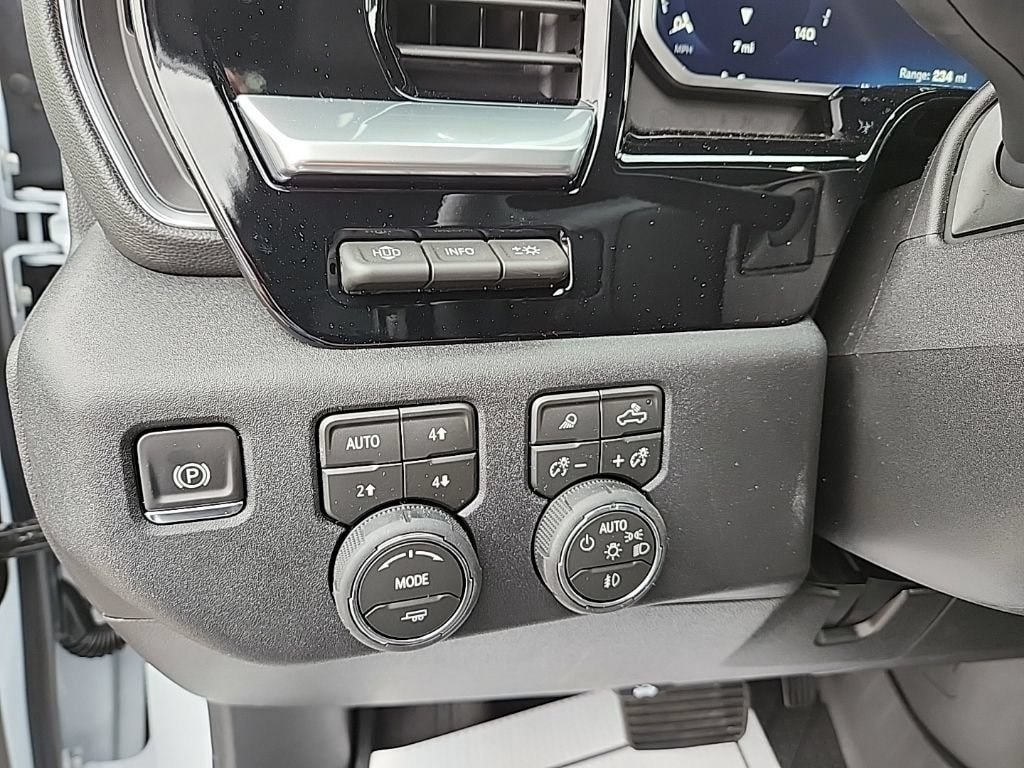 2026 Chevrolet Silverado 2500 HD High Country - Photo 16