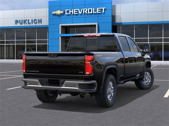 2026 Chevrolet Silverado 2500HD LTZ photo 4