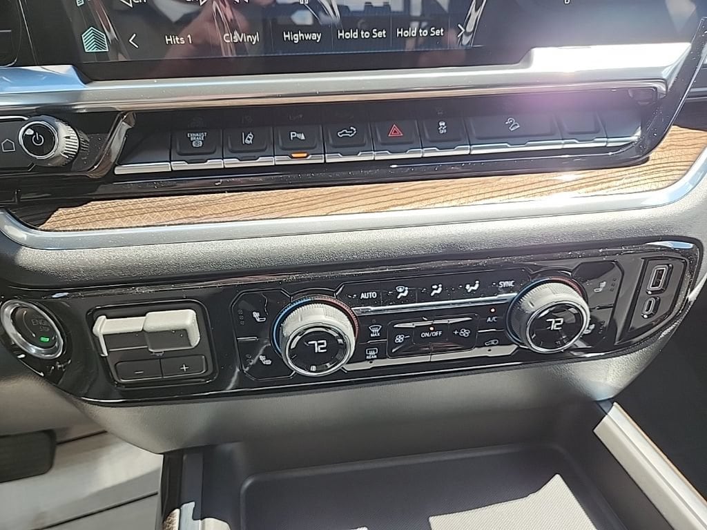 2026 Chevrolet Silverado 3500 HD LT - Photo 31