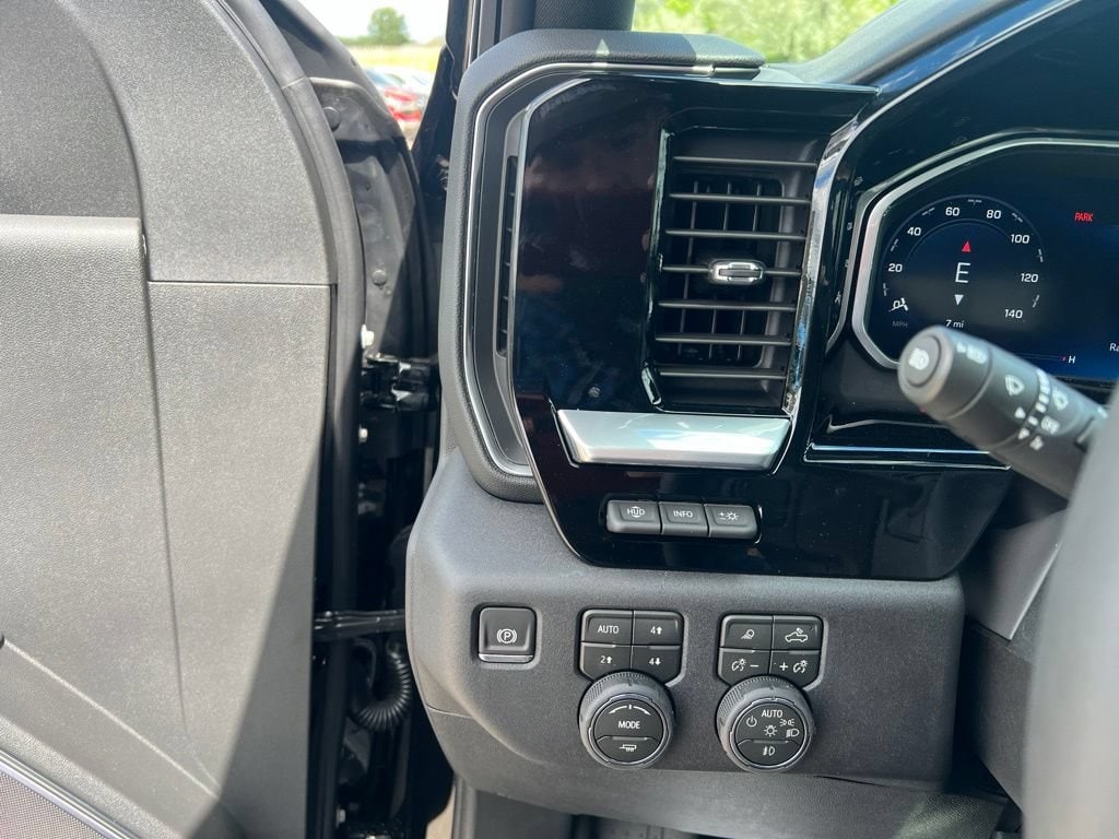 2026 Chevrolet Silverado 2500 HD High Country - Photo 26