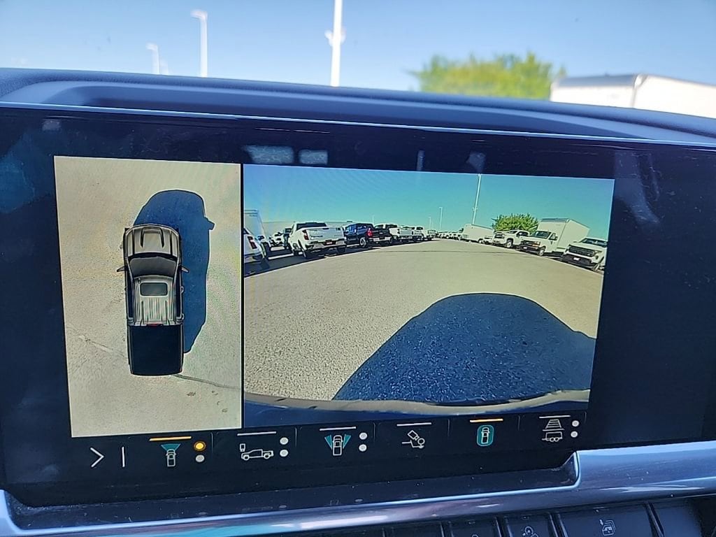 2023 Chevrolet Silverado 1500 LT - Photo 23