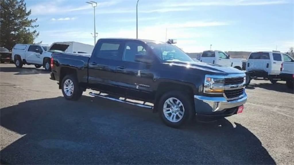 Used 2018 Chevrolet Silverado 1500 LT Truck