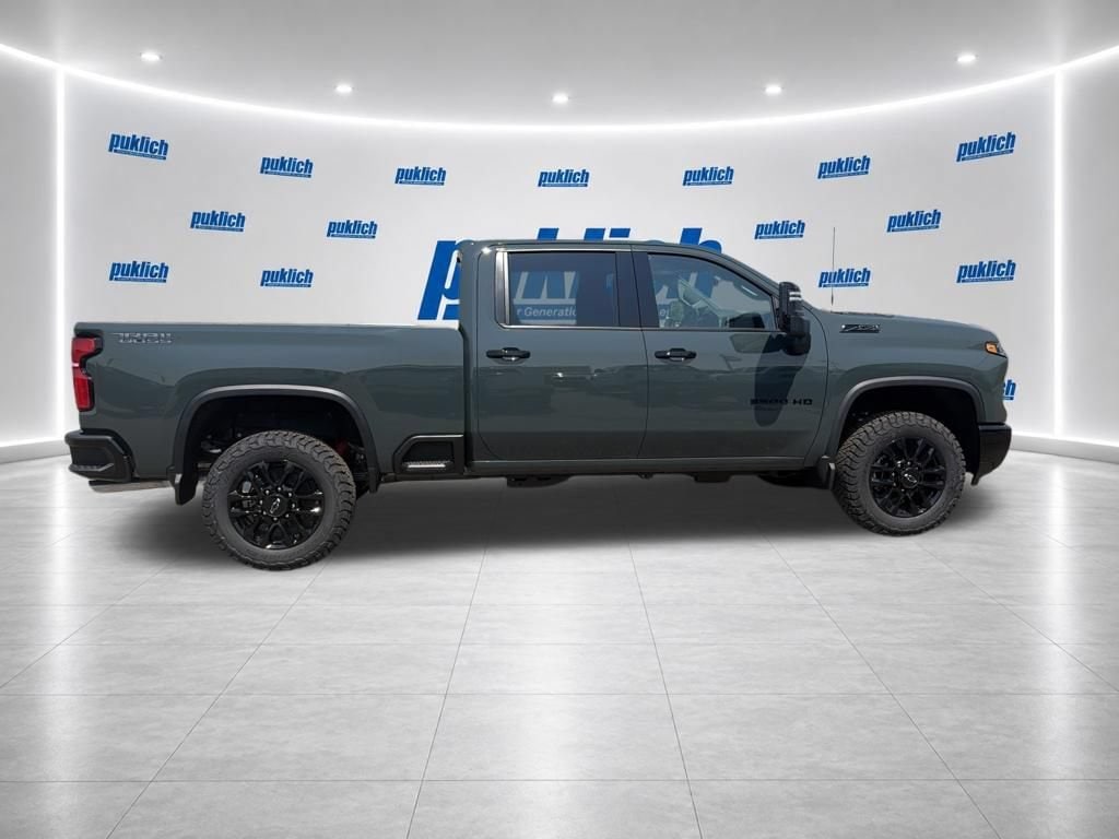 2026 Chevrolet Silverado 3500 HD LTZ - Photo 8